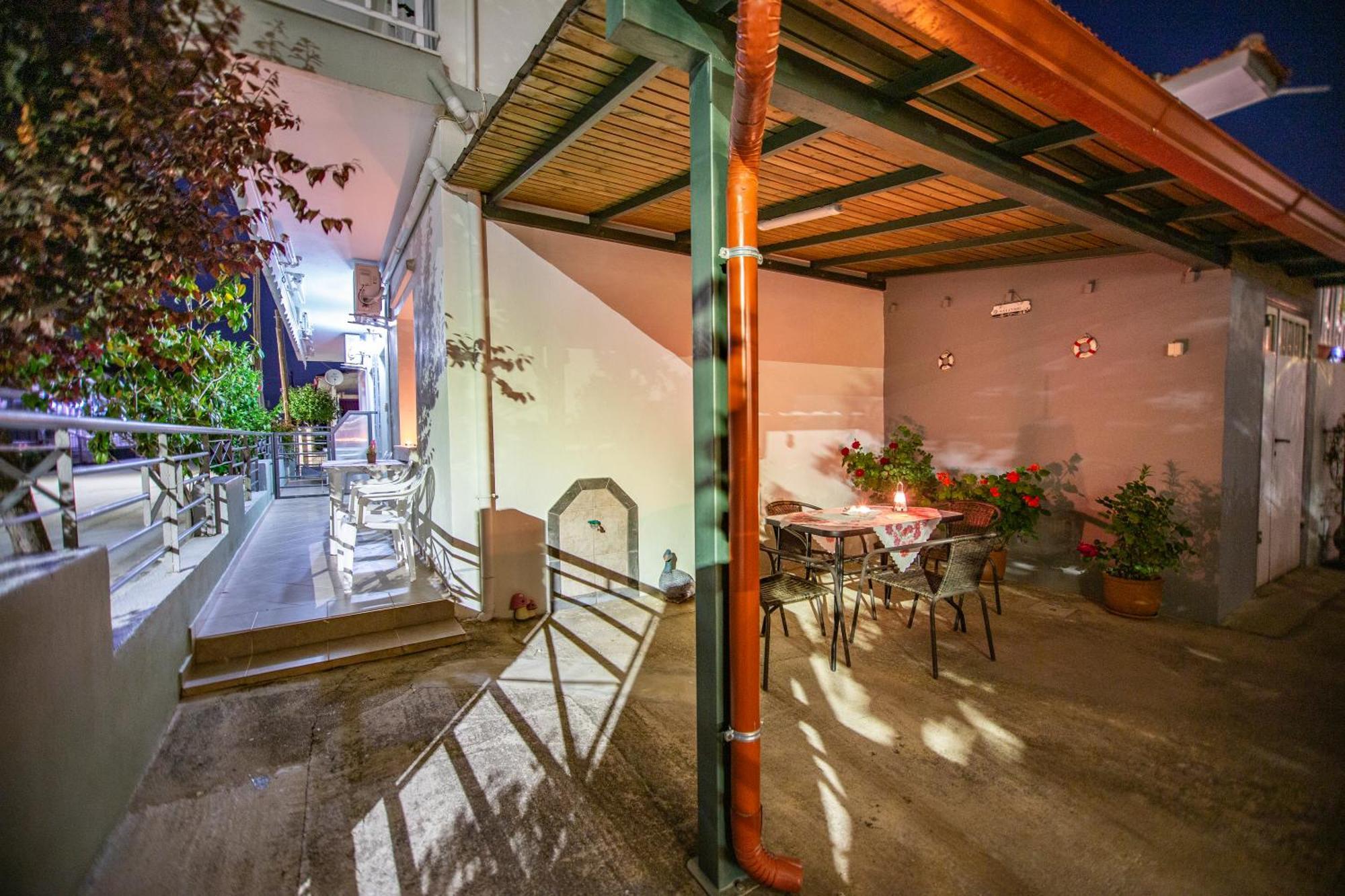 Vordos Rooms Nea Vrasna Exterior foto