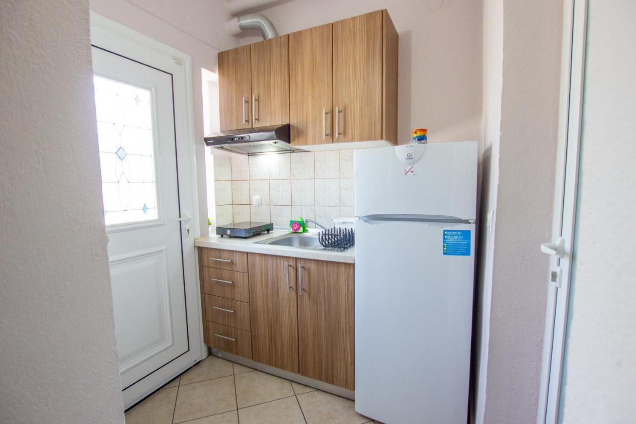 Vordos Rooms Nea Vrasna Exterior foto